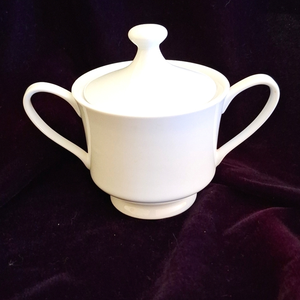 WHITE SUGAR BOWL
